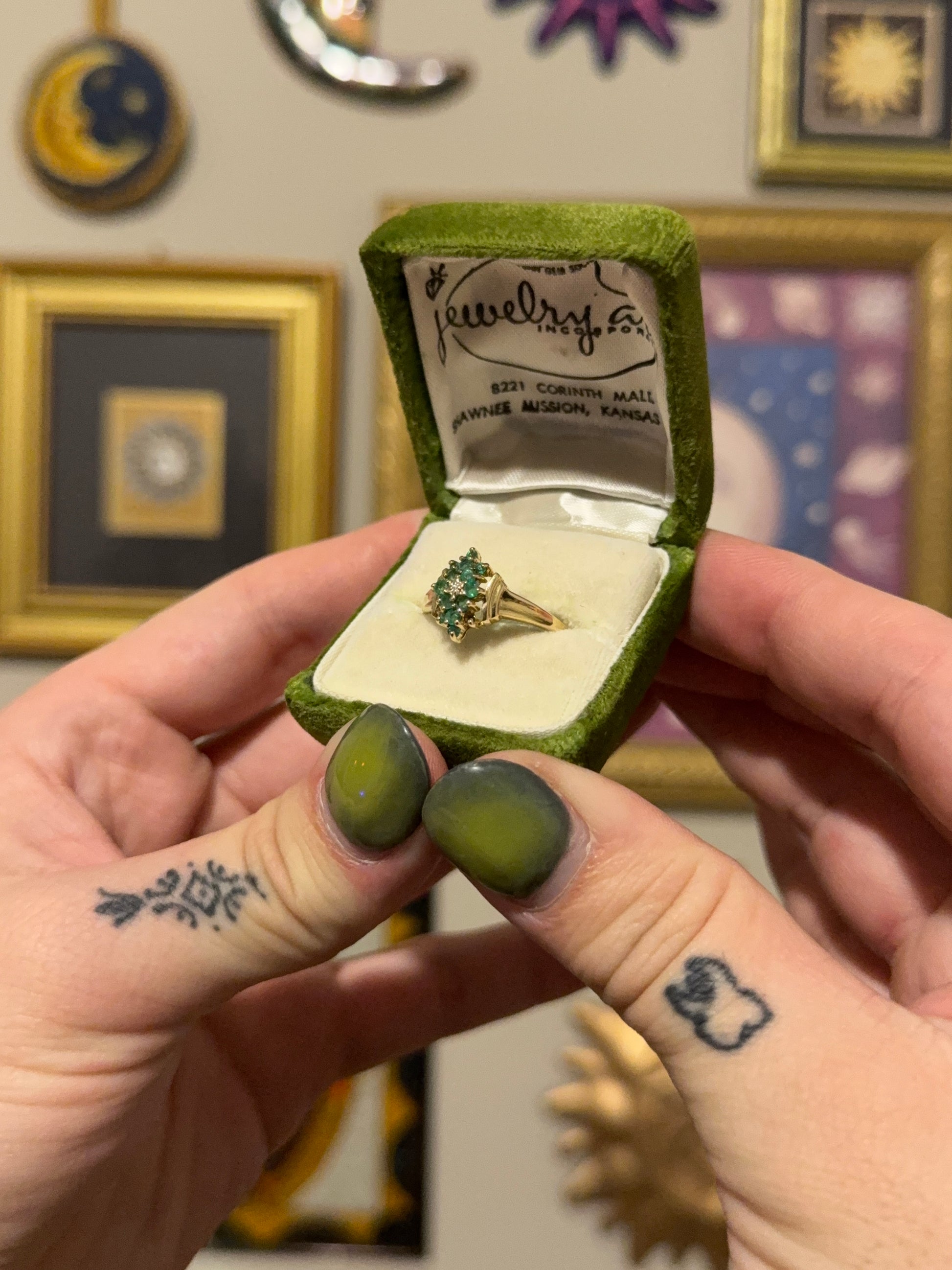 Yellow gold emerald cluster